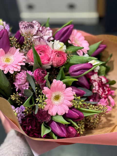 Élégance Pourpre – Bouquet de Saison Pétillant