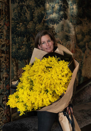 L’Or de la Riviera – Bouquet de Mimosa d'Exception Livraison Fleurs Lausanne - Blue Flowers