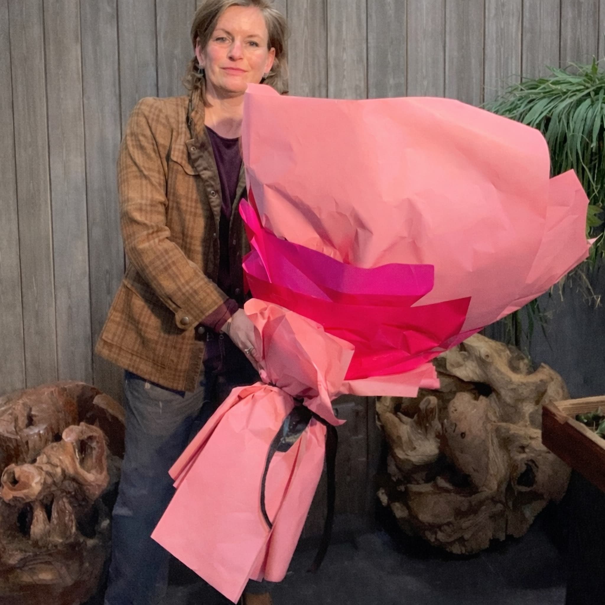 Букет «Сальма» | Гармония персика и малины в теплых тонах