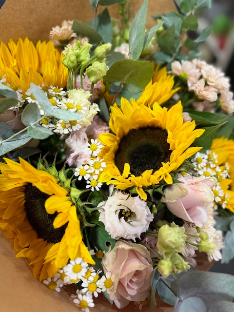 SUNFLOWER-bouquet avec tournesols