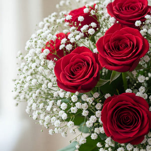 Bouquet de Roses Rouges & Gypsophile | Livraison Lausanne | Blue Flowers