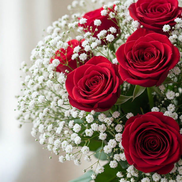Bouquet de Roses Rouges & Gypsophile | Livraison Lausanne | Blue Flowers